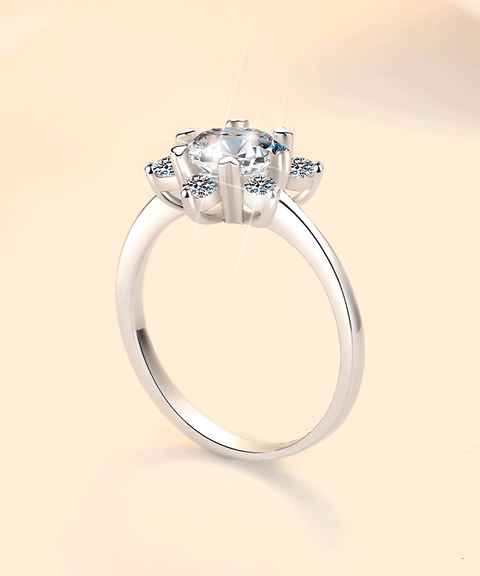 Pierścionek Moissanit Płatek Śniegu