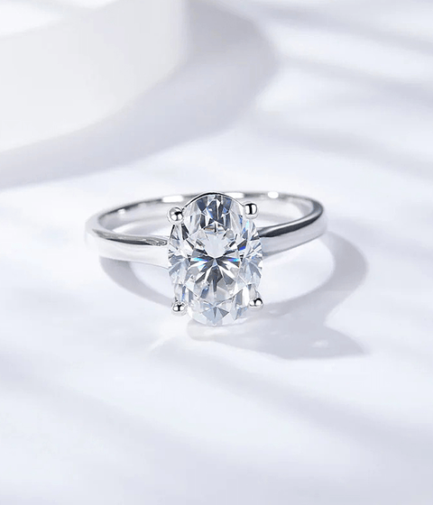 Pierścionek Moissanit Claire