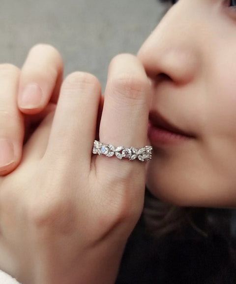 Pierścionek moissanitowy Liora