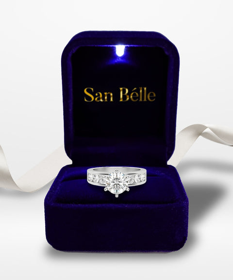 Pierścionek Moissanit Athena – Złoty