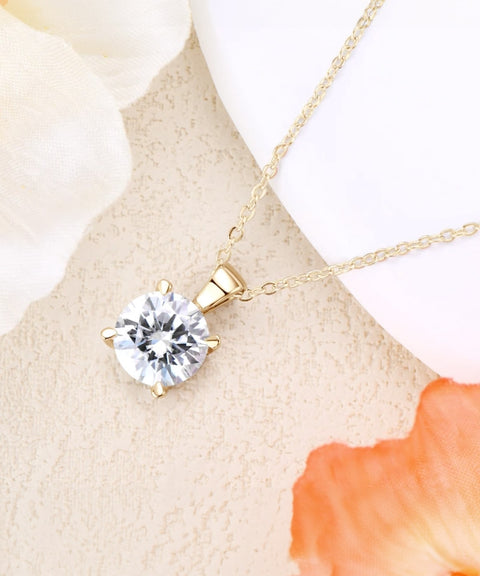 Naszyjnik z moissanitem - złoto