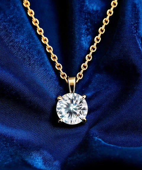 Naszyjnik z moissanitem - złoto